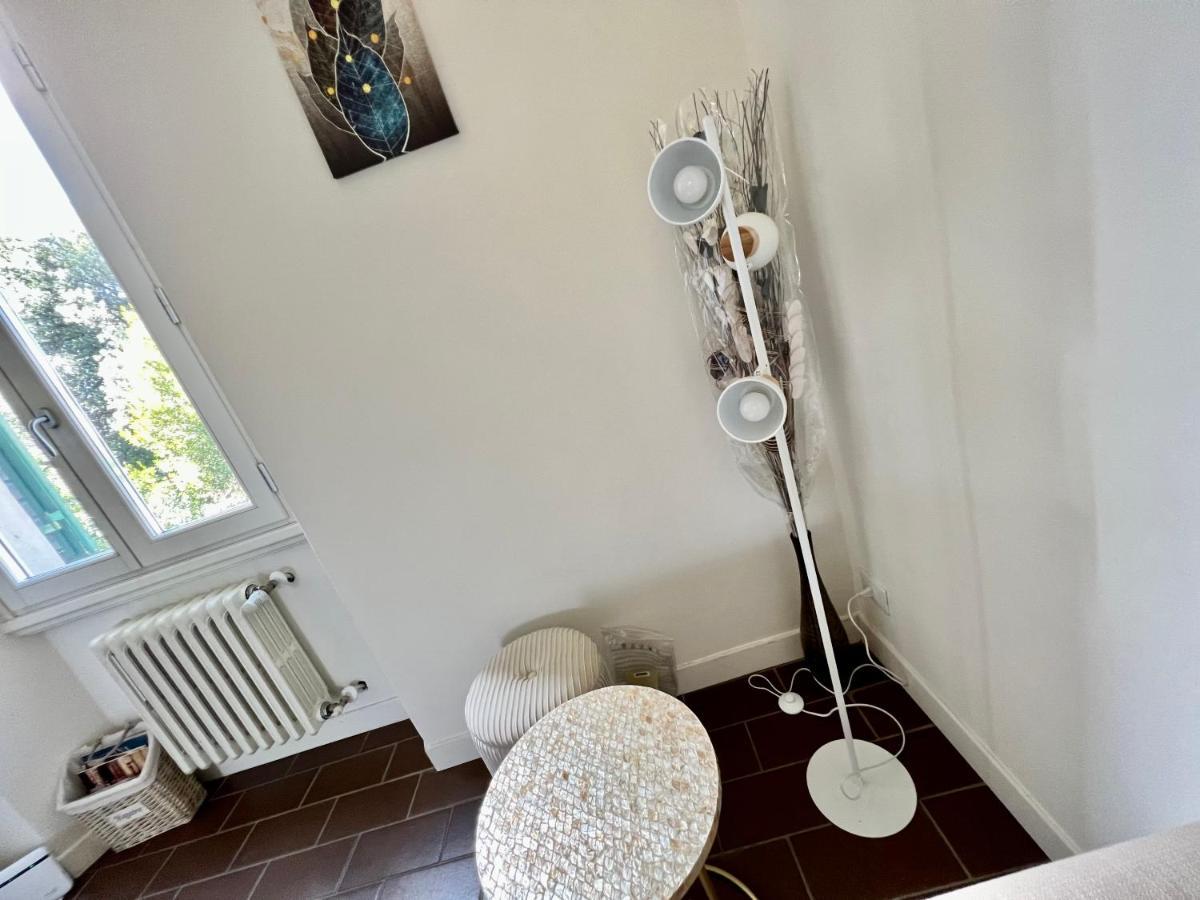 Relax & Design A Pochi Passi Dalla Stazione Florence Exterior photo